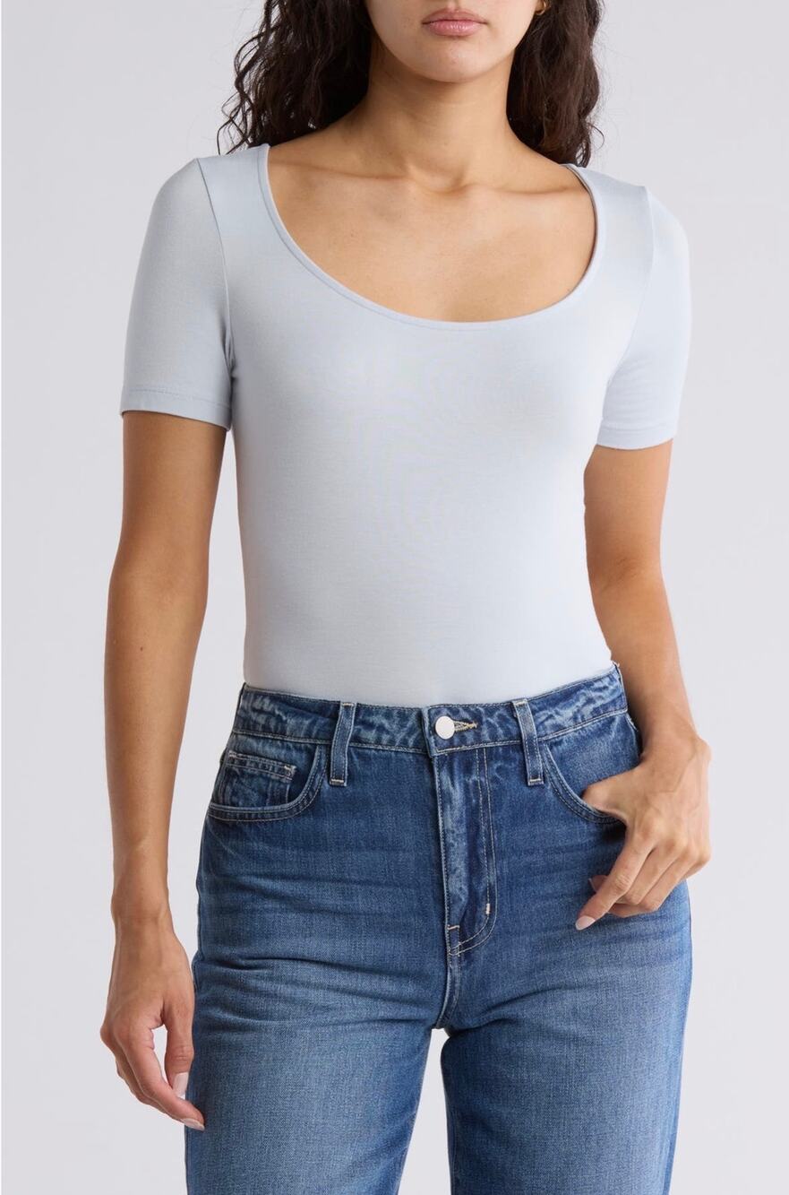 L'Agence Alva U-Neck Crop T-Shirt in Parisian Blue - Large, NWOT